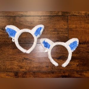 2 Great Wolf Lodge Snowland white wolf ears